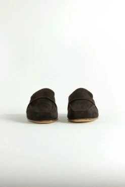 Art. 06 Loafer In Suede Nero -Deux Amies Shop alessandra accessory art 06 loafer in suede nero 31465338798134