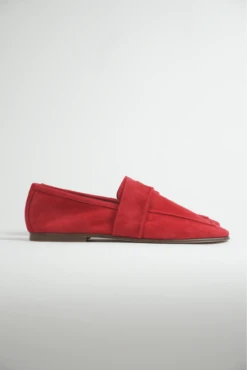 Art. 06 Loafer In Suede Rosso -Deux Amies Shop alessandra accessory art 06 loafer in suede rosso 31051513987126