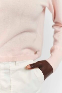 Sophia Cashmere Cardi In Ballet -Deux Amies Shop alessandra cashmere cardigan petite sydney cashmere cardi in ballet 40048721232166