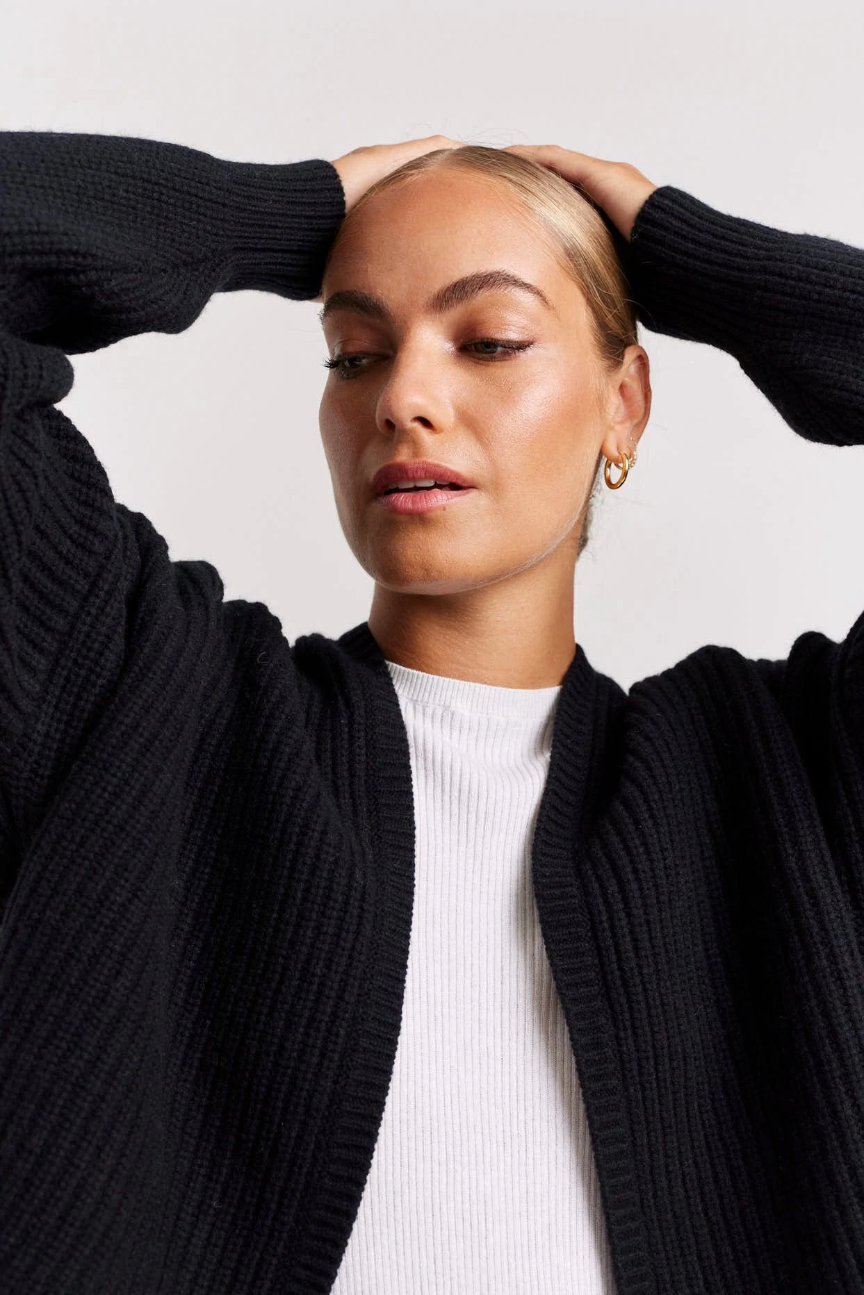 Vivi Cardi In Black 3 Vivi Cardi In Black - Image 3