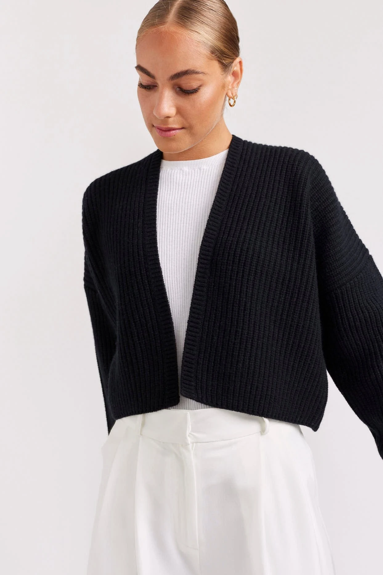 Vivi Cardi In Black 4 Vivi Cardi In Black - Image 4