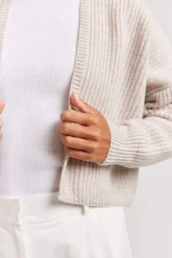Vivi Cardi In Porridge -Deux Amies Shop alessandra cashmere cardigan vivi cardi in porridge 40953905873190