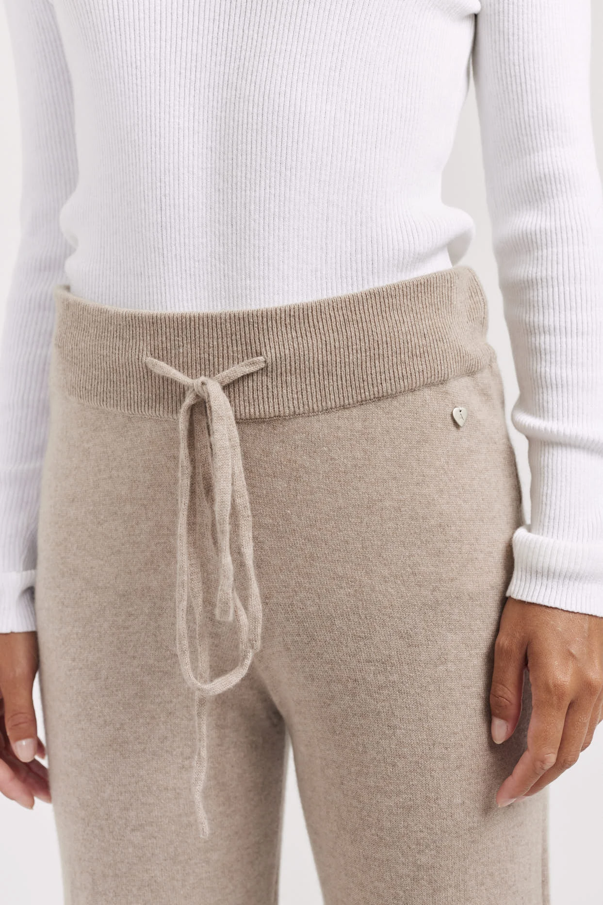 Jewel Cashmere Pant In Cobblestone 3 Jewel Cashmere Pant In Cobblestone - Image 3