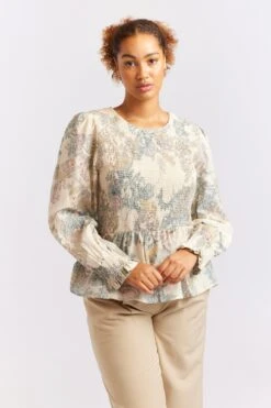Jasmine Cotton Silk Shirt In Wheaten Aster 15 Jasmine Cotton Silk Shirt In Wheaten Aster -Deux Amies Shop alessandra cashmere shirts jasmine cotton silk shirt in wheaten aster 40461715800358