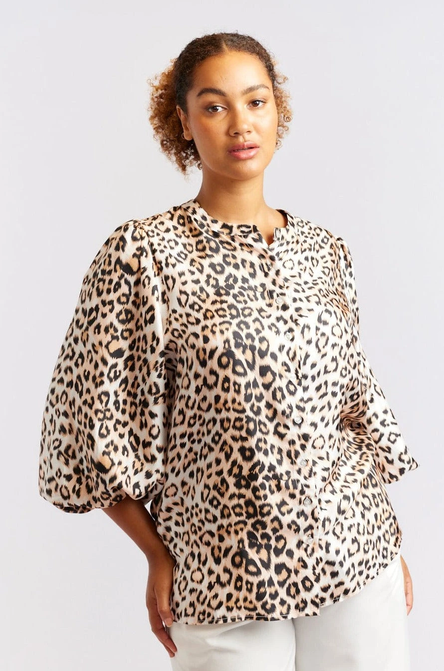 Magnolia Silk Shirt In Classic Animal 6 Magnolia Silk Shirt In Classic Animal - Image 6
