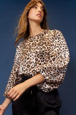 Magnolia Silk Shirt In Classic Animal
