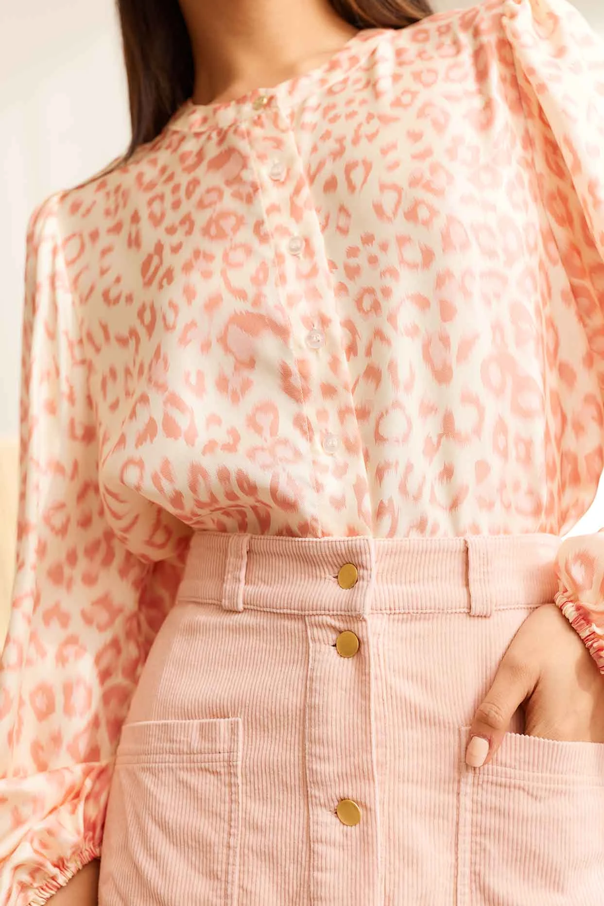 Magnolia Silk Shirt In Pink Animal 3 Magnolia Silk Shirt In Pink Animal - Image 3