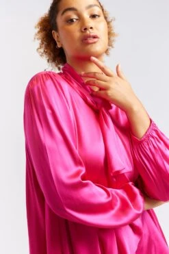 Pussy Bow Silk Shirt In Magenta