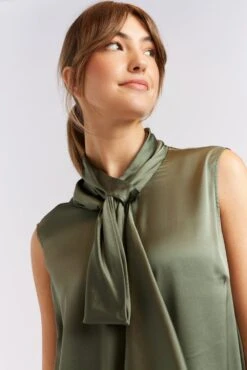 Sleeveless Pussy Bow Silk Top In Fern