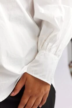 Soho Poplin Shirt In White -Deux Amies Shop alessandra cashmere shirts soho poplin shirt in white 40461089276198