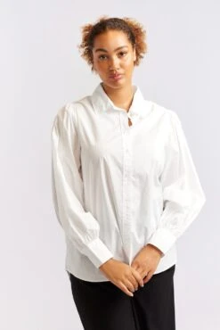 Soho Poplin Shirt In White -Deux Amies Shop alessandra cashmere shirts soho poplin shirt in white 40461089538342