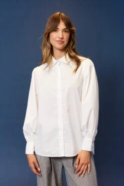 Soho Poplin Shirt In White -Deux Amies Shop alessandra cashmere shirts soho poplin shirt in white 40481618329894