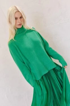 Cosmos Pleated Skirt In Emerald -Deux Amies Shop alessandra cashmere skirt cosmos pleated skirt in emerald 41536456917286