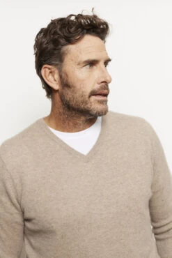 Alex Cashmere Sweater In Walnut 7 Alex Cashmere Sweater In Walnut -Deux Amies Shop alessandra cashmere sweater alex cashmere sweater in walnut 41577799680294