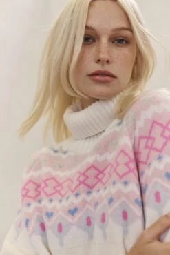 Meg Sweater In Cream