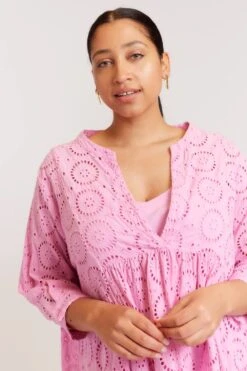 Elanora Broderie Dress In Fairy Floss -Deux Amies Shop alessandra dresses elanora broderie dress in fairy floss 39881722167590