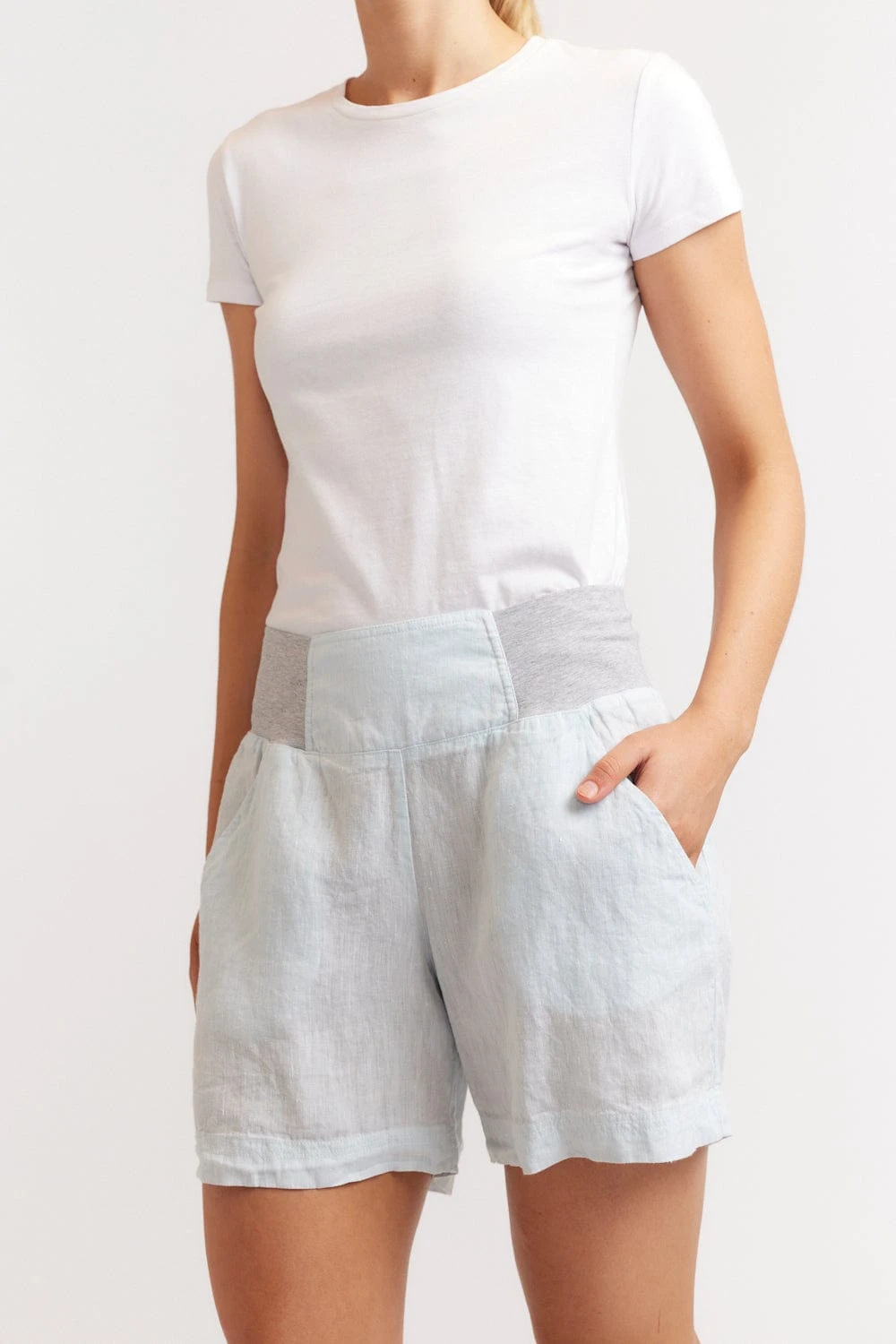 Midi Linen Shorts In Ice Blue 2 Midi Linen Shorts In Ice Blue - Image 2