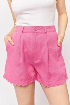 Mod Short In Strawberry Linen