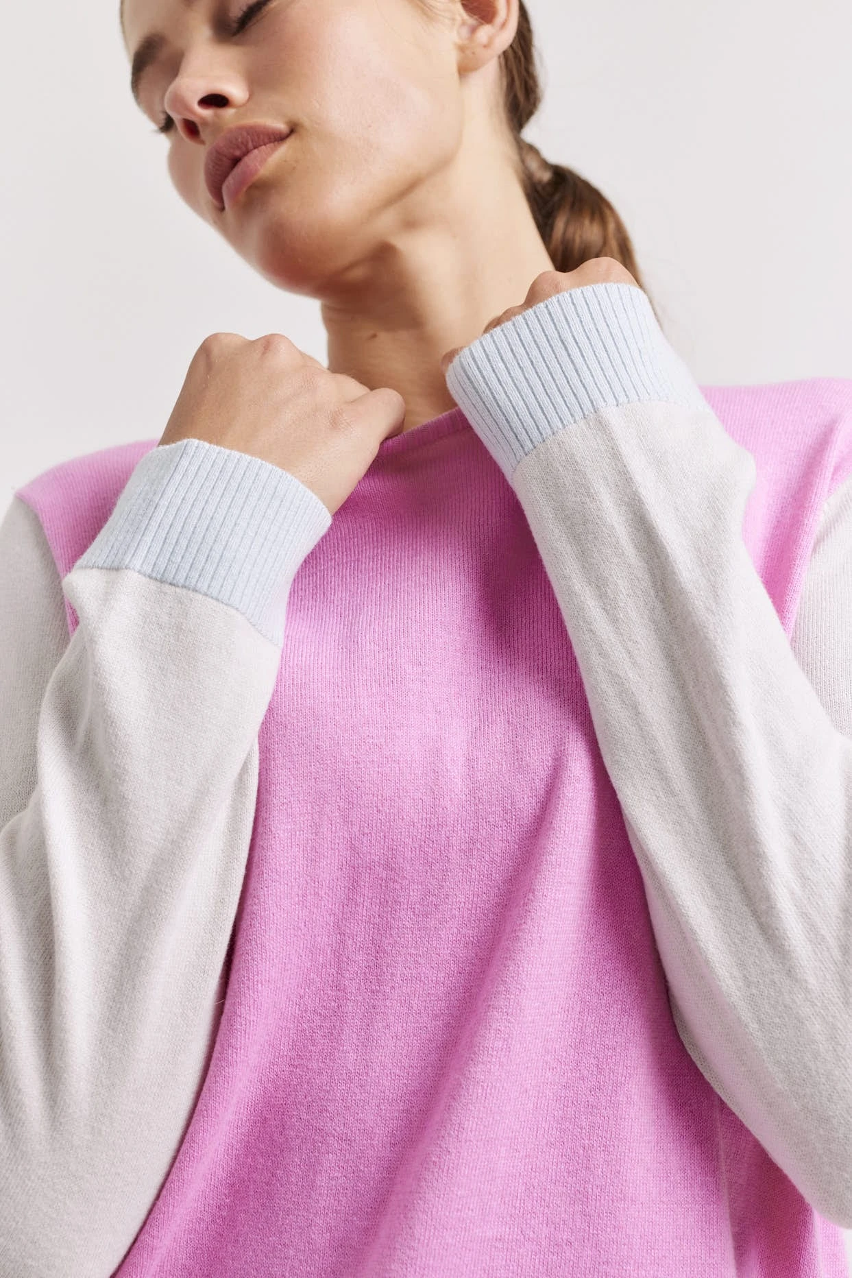 Eton Cotton Cashmere Sweater In Lipstick 2 Eton Cotton Cashmere Sweater In Lipstick - Image 2