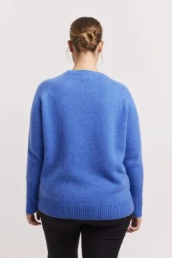 Fifi Crew Cashmere Sweater In Lagoon -Deux Amies Shop alessandra sweater fifi crew cashmere sweater in lagoon 41227923587366